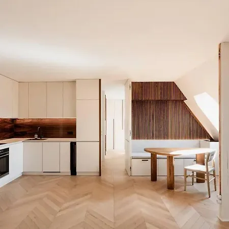 Luxe A La France - Vue Eiffel